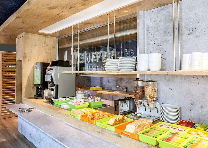 ホテル Ibis Budget Nantes Nord Herblain サン・テルブラン