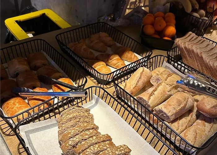 Ibis Budget Nantes Nord Herblain サン・テルブラン