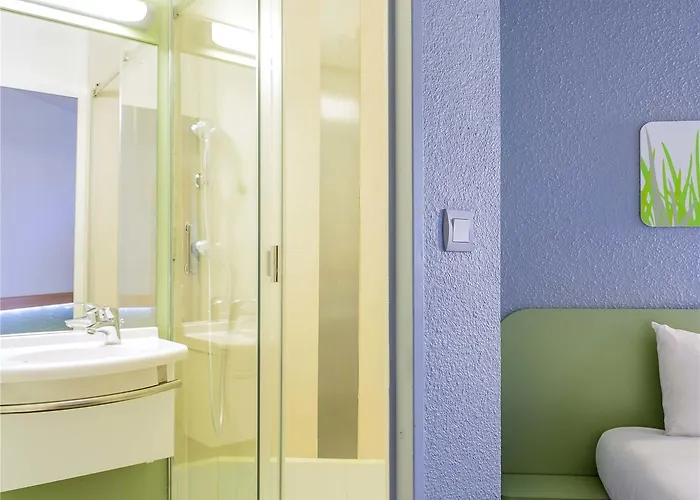 ホテル Ibis Budget Nantes Nord Herblain サン・テルブラン