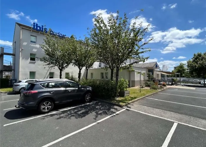 ホテル Ibis Budget Nantes Nord Herblain 2*